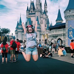 Meet your Posher, Sidney